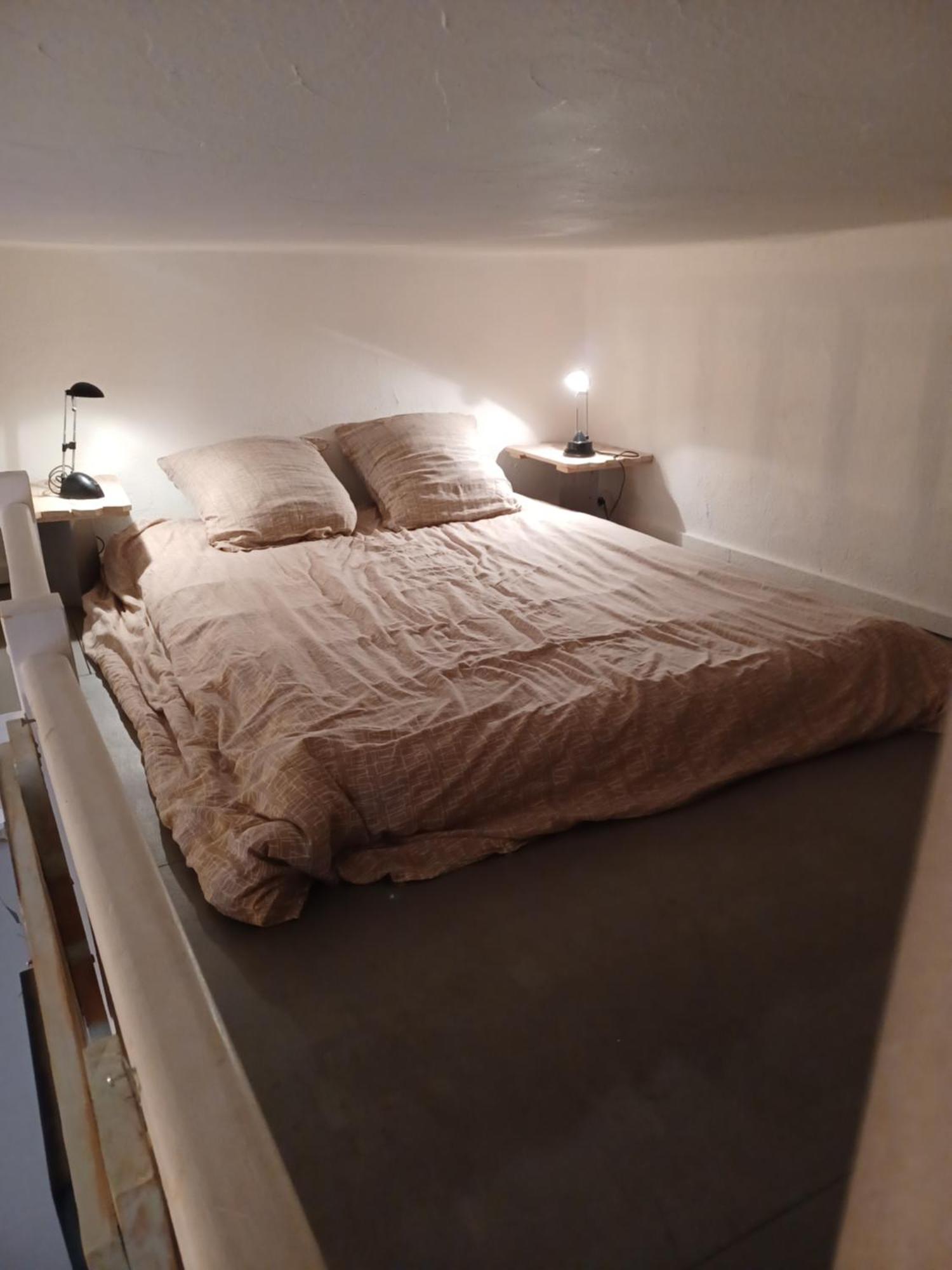 4 Rue Mercier Sete Bagian luar foto